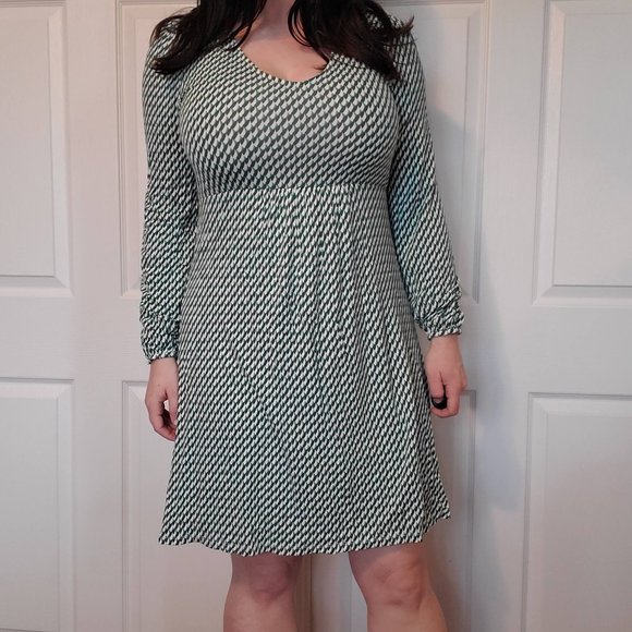 Boden Hattie Jersey Dress Sapling Green Size 10 - Picture 3 of 7